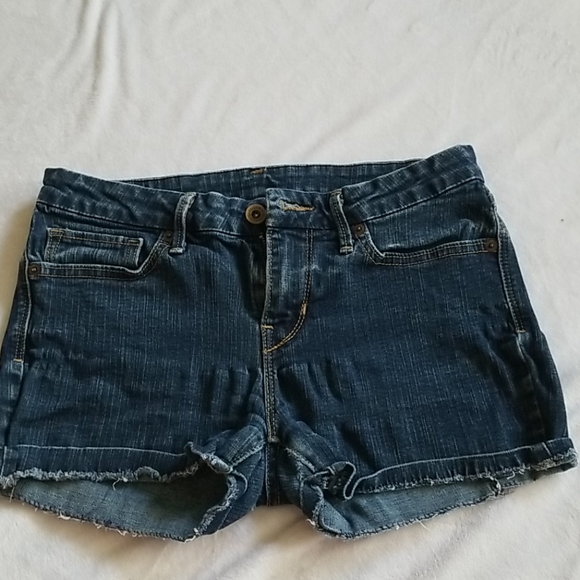 Shorts - Picture 2 of 2